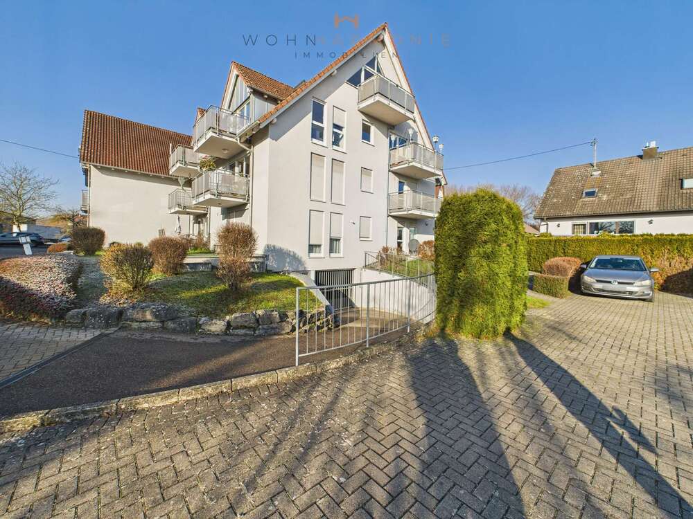 Thumbnail-Wohnung zum Kaufen in Herrenberg 295.000,00 € 83 m²