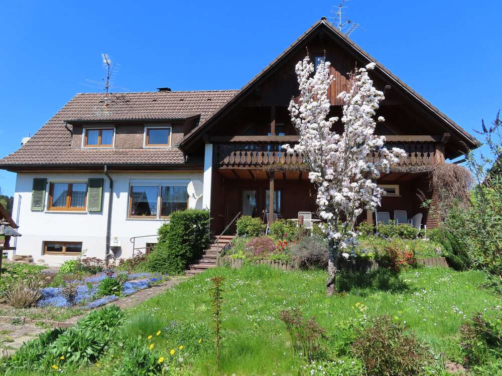 Thumbnail-Haus zum Kaufen in Altensteig-Überberg 425.000,00 € 180 m²
