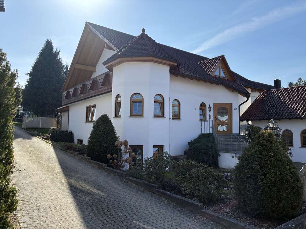 Thumbnail-Haus zum Kaufen in Bretten-Dürrenbüchig 825.000,00 € 293 m²