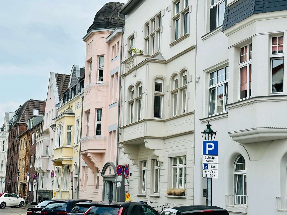 Thumbnail-Haus zum Kaufen in Düsseldorf 2.950.000,00 € 350 m²