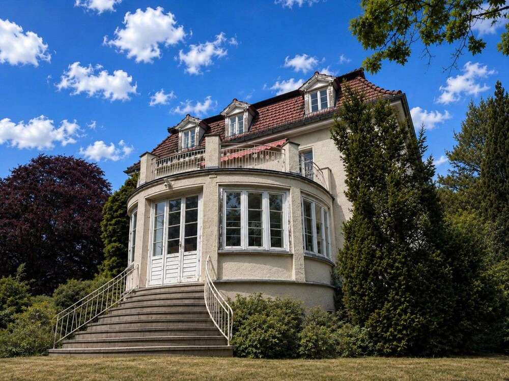 Thumbnail-Haus zum Kaufen in Berlin 1.900.000,00 € 365 m²