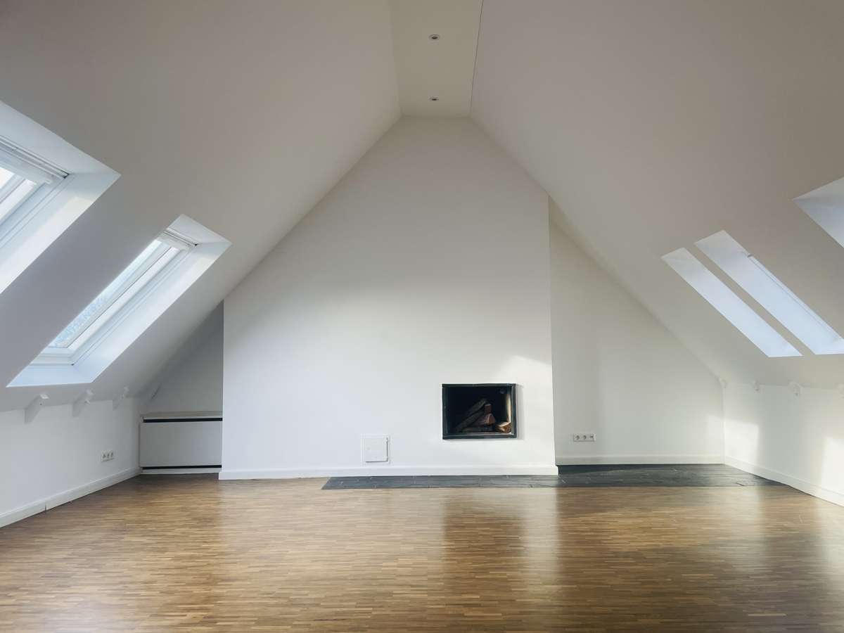 Thumbnail-Wohnung zum Kaufen in Düsseldorf Niederkassel 439.000,00 € 65 m²