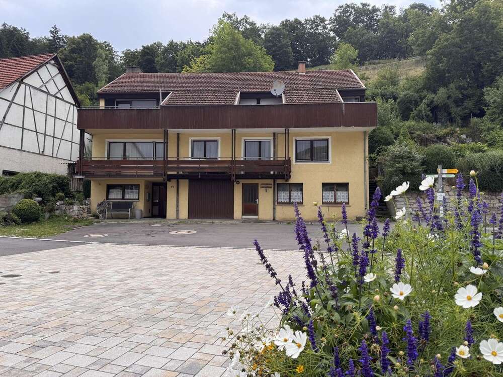 Thumbnail-Haus zum Kaufen in Münsingen-Bichishausen 395.000,00 € 197 m²