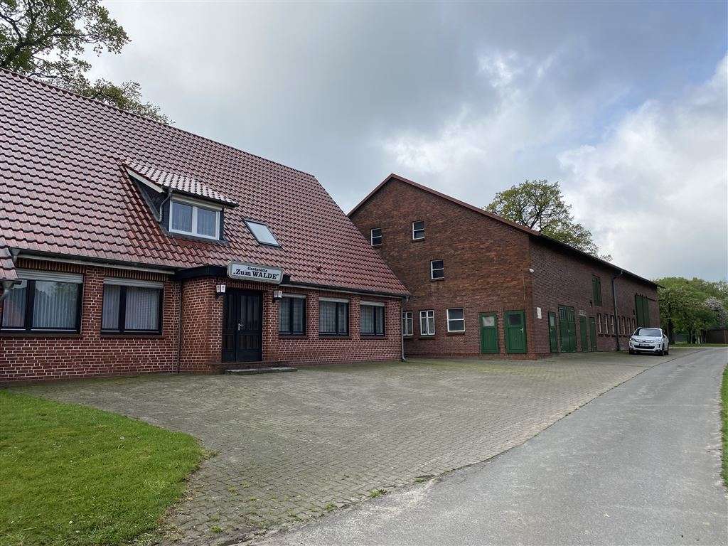 Thumbnail-Haus zum Kaufen in Mittelstenahe 295.000,00 € 240 m²