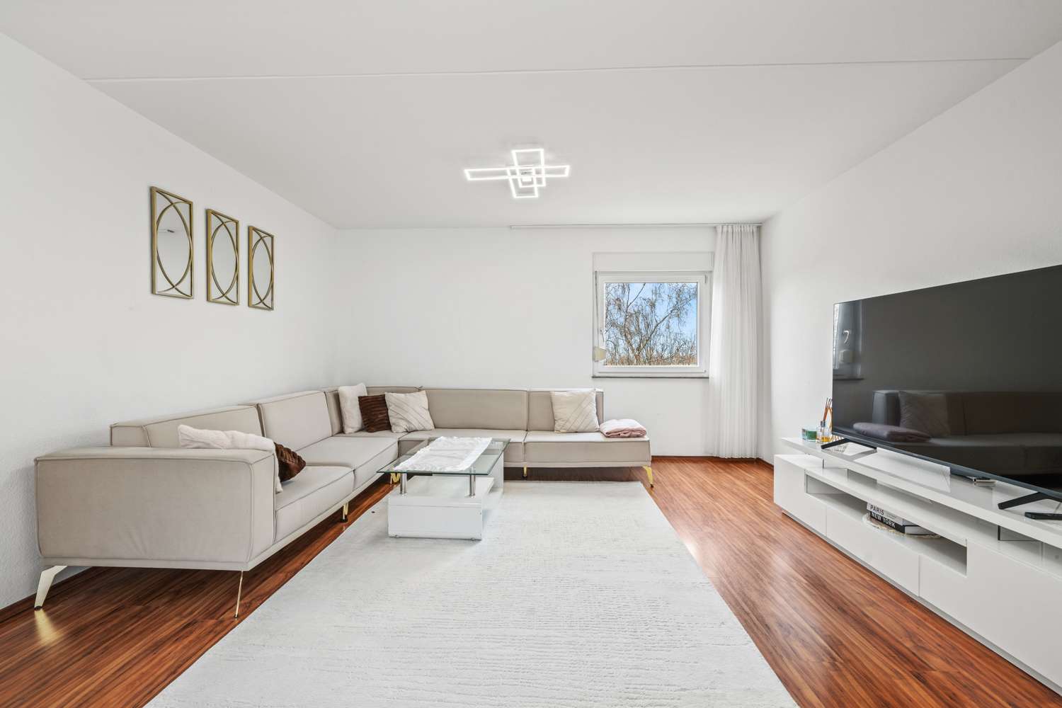 Thumbnail-Wohnung zum Kaufen in Friedrichshafen 375.000,00 € 114.57 m²