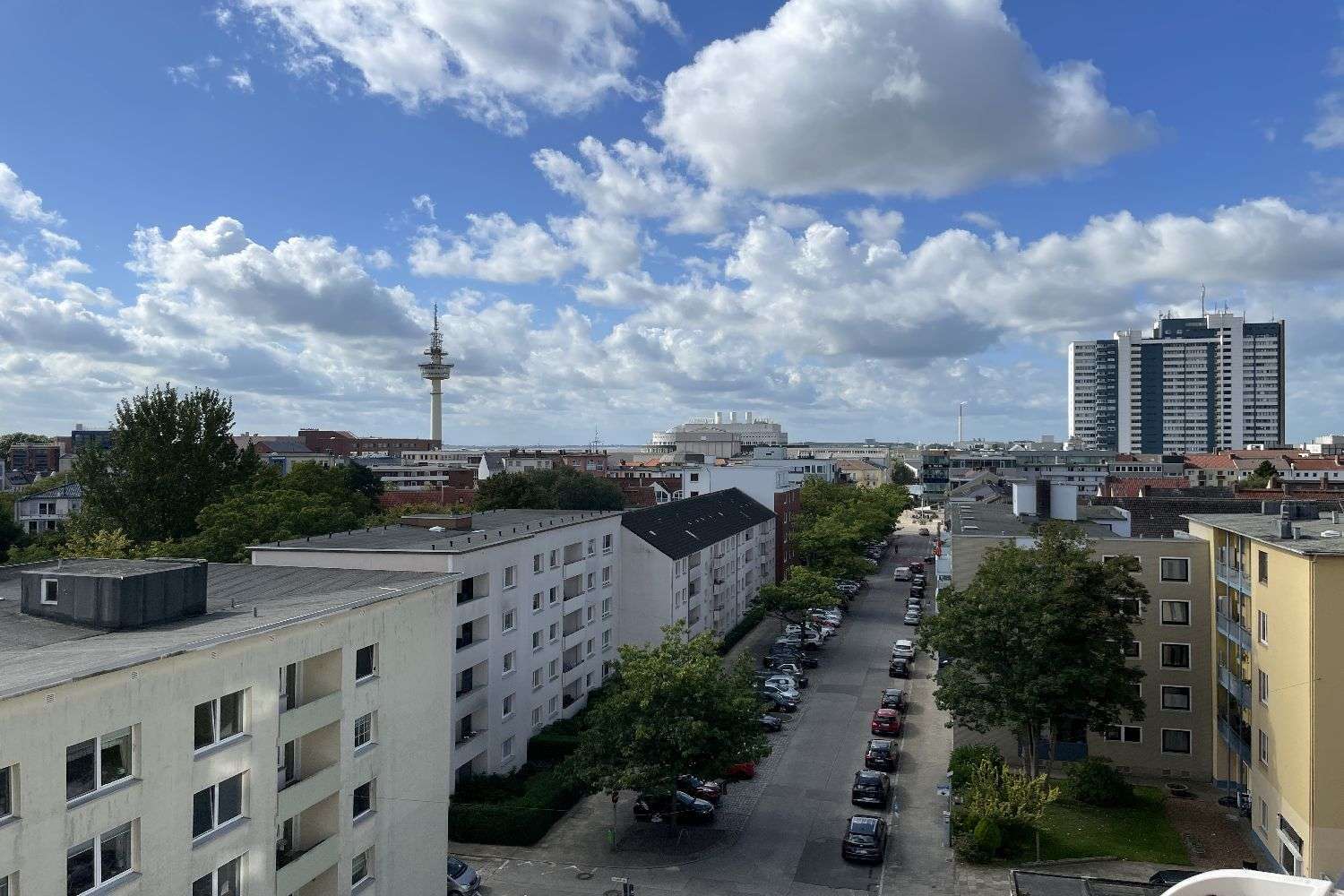 Thumbnail-Wohnung zum Kaufen in Bremerhaven 44.000,00 € 56 m²