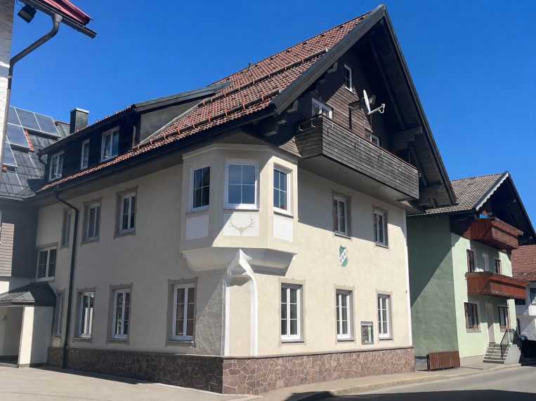 Thumbnail-Haus zum Kaufen in Wertach 1.190.000,00 € 639 m²
