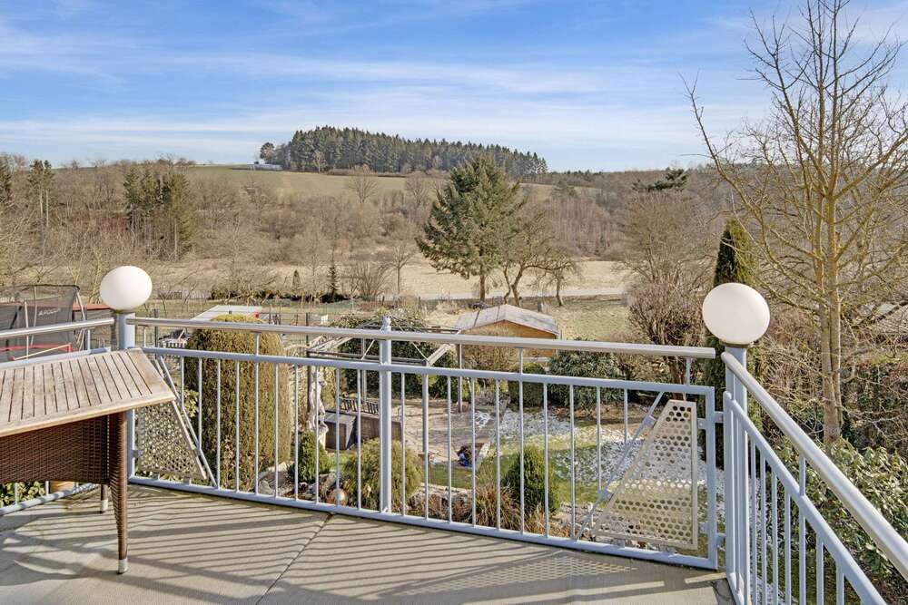 Thumbnail-Haus zum Kaufen in Taunusstein 699.000,00 € 183 m²