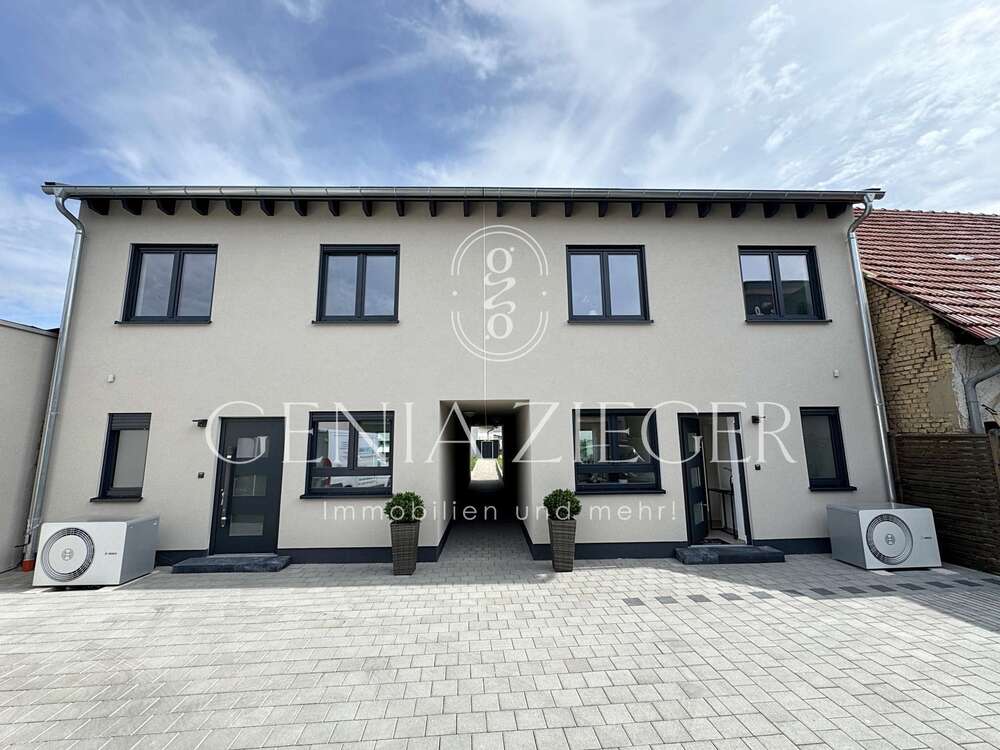 Thumbnail-Haus zum Kaufen in Oberhausen-Rheinhausen 650.000,00 € 137.6 m²