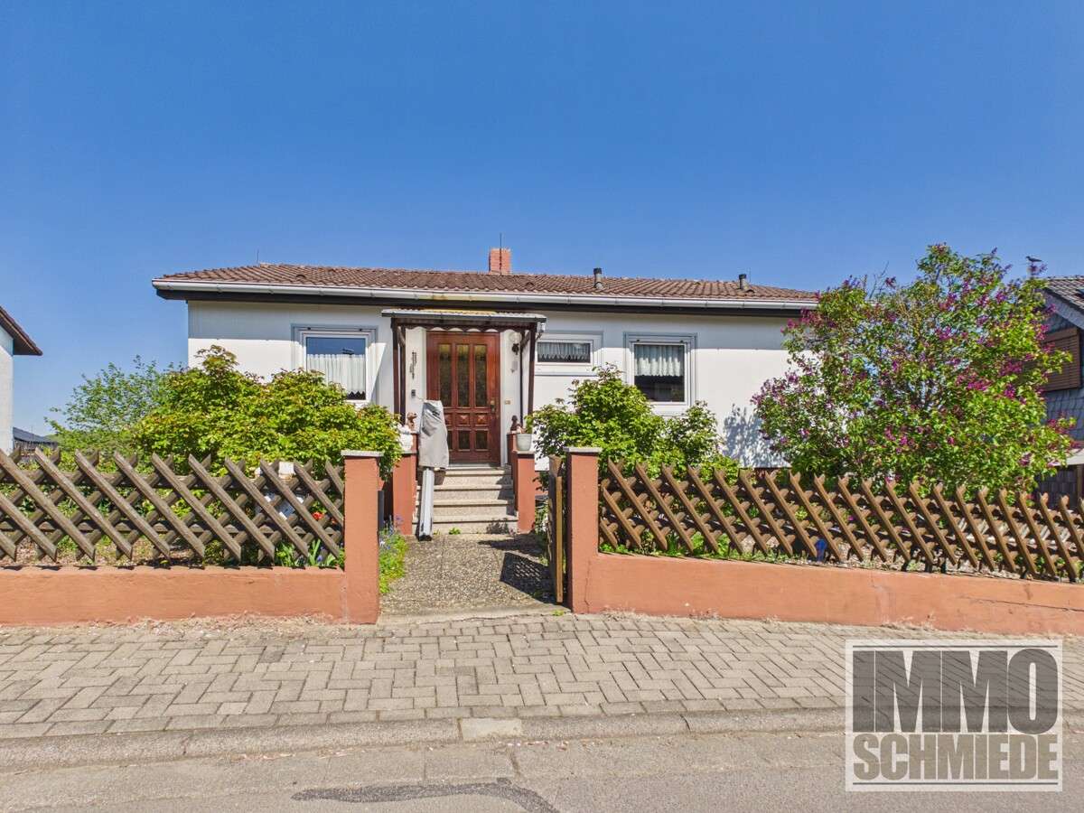 Thumbnail-Haus zum Kaufen in Reiskirchen Hattenrod 165.000,00 € 72.56 m²