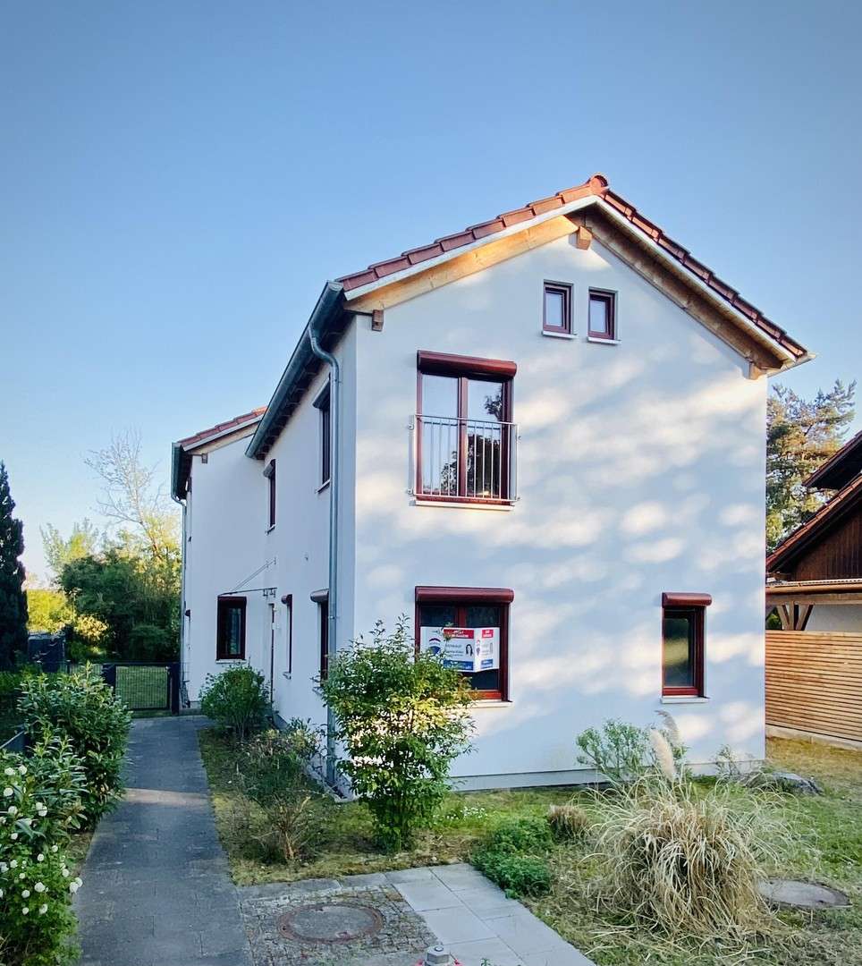 Thumbnail-Haus zum Kaufen in Feldkirchen bei München 1.250.000,00 € 168 m²