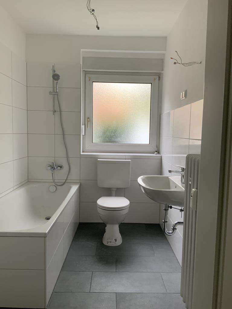 Thumbnail-Wohnung zum Mieten in Gelsenkirchen 409,00 € 52.39 m²