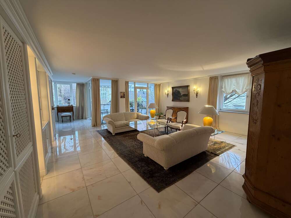 Thumbnail-Wohnung zum Mieten in Nürnberg 2.600,00 € 208 m²