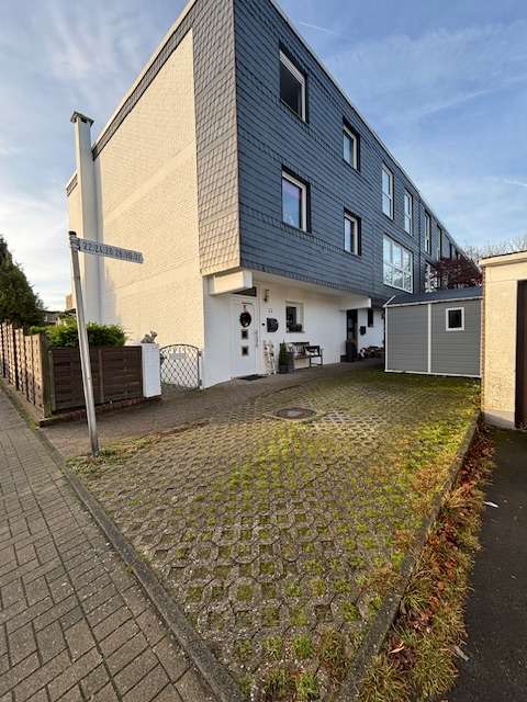 Thumbnail-Haus zum Kaufen in Hilden 630.000,00 € 178.2 m²