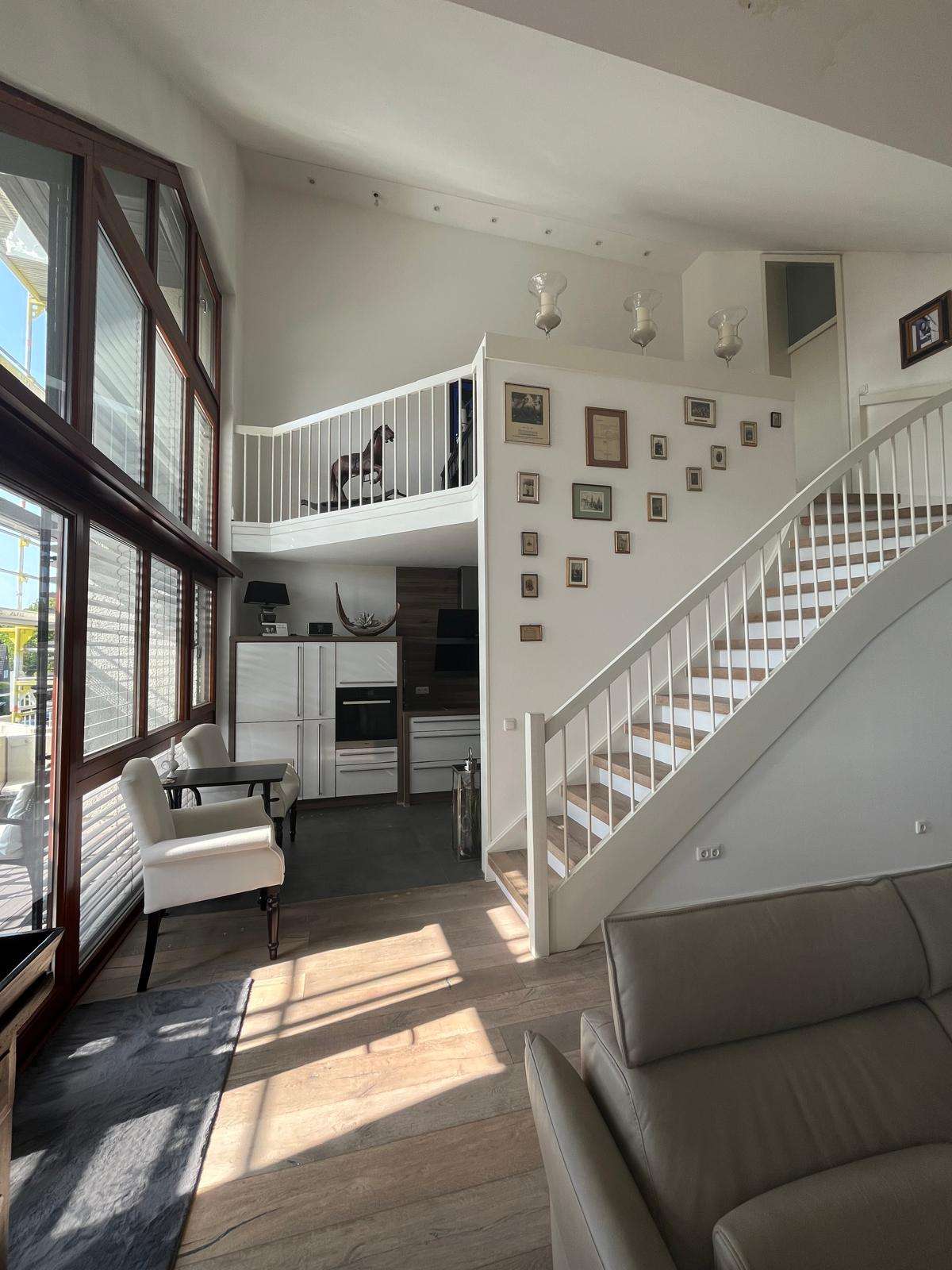 Thumbnail-Wohnung zum Kaufen in Essen (Fischlaken) 528.000,00 € 141 m²