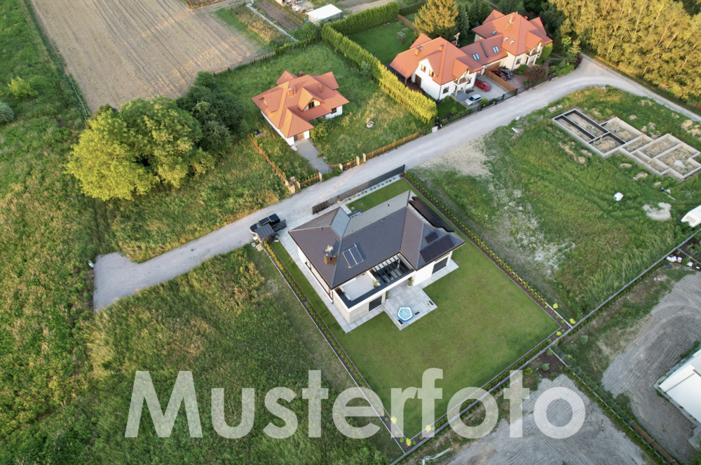 Thumbnail-Grundstück zu verkaufen in Neulussheim 195.000,00 € 270 m²