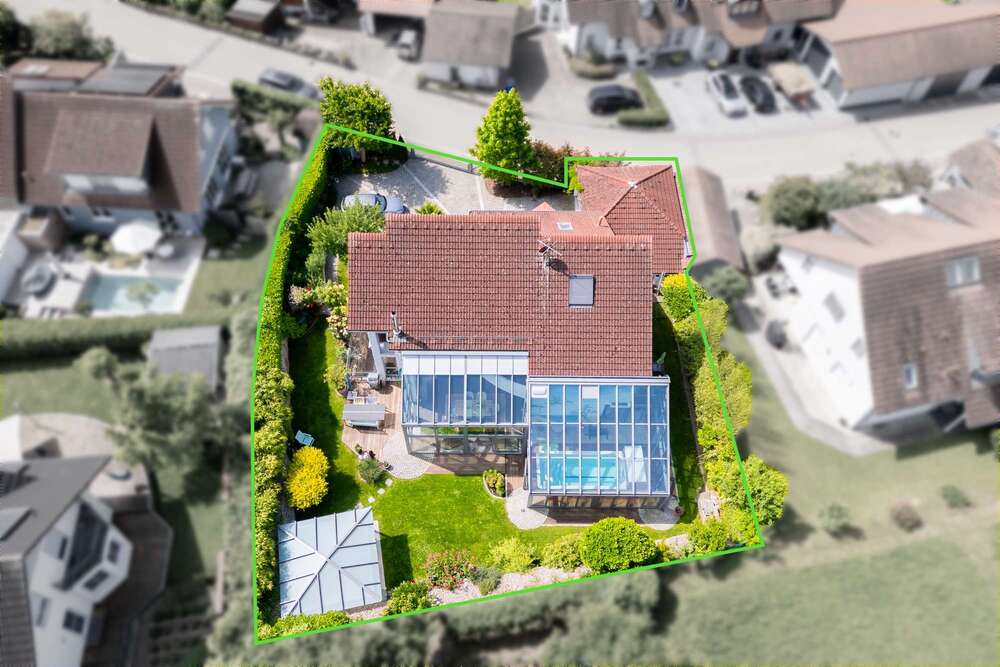 Thumbnail-Haus zum Kaufen in Efringen-Kirchen 1.260.000,00 € 407 m²