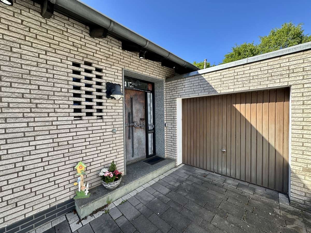 Thumbnail-Haus zum Kaufen in Meerbusch 695.000,00 € 138 m²