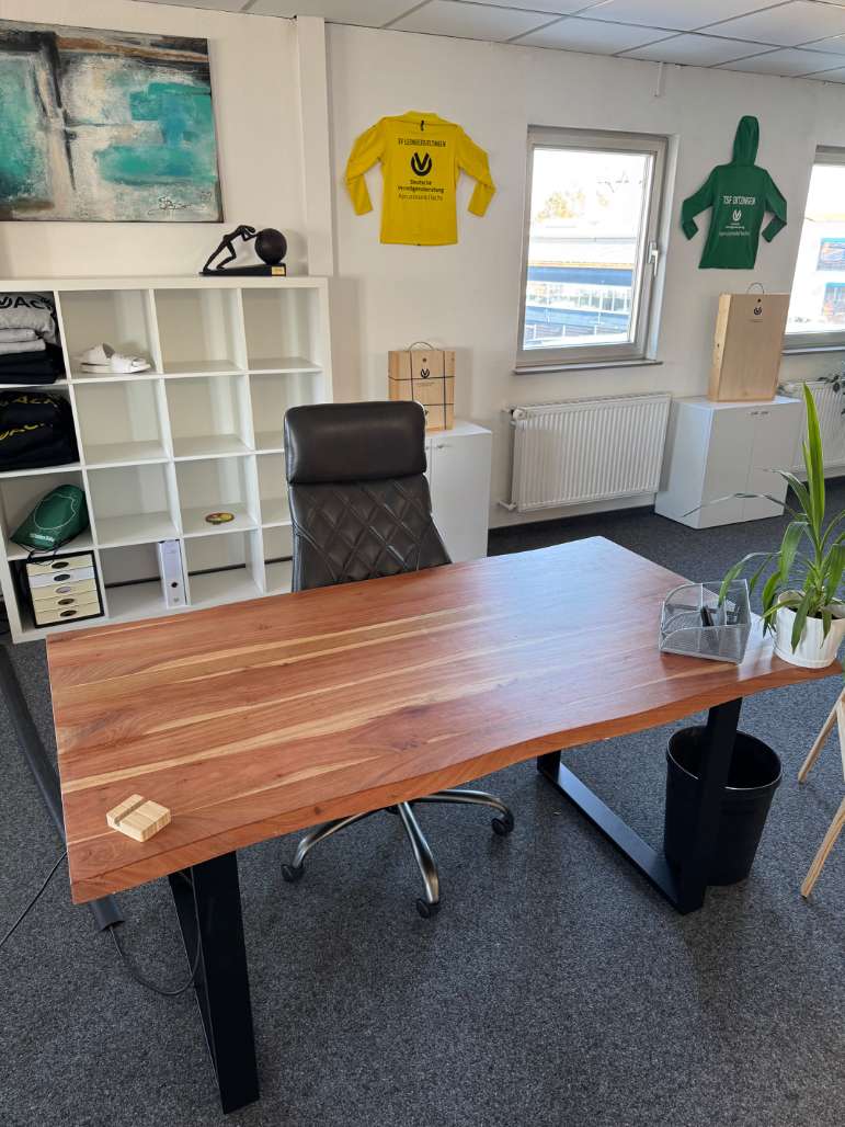 Thumbnail-Büro in Holzgerlingen 300,00 € 4 m²
