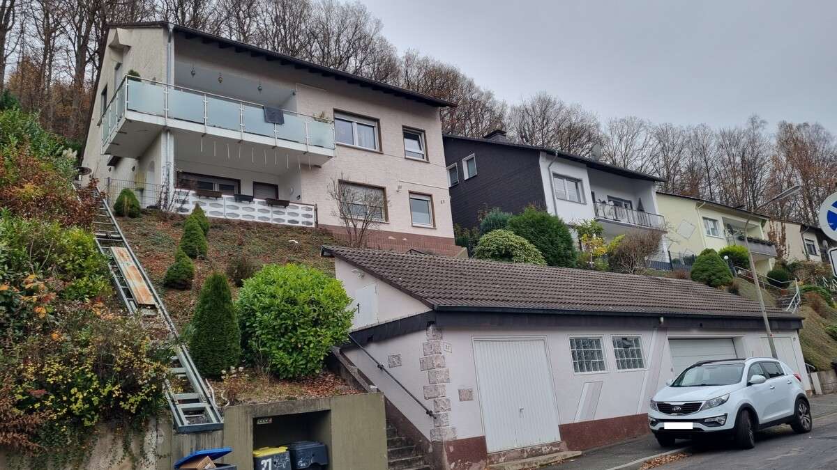 Thumbnail-Wohnung zum Kaufen in Werdohl 164.000,00 € 125 m²