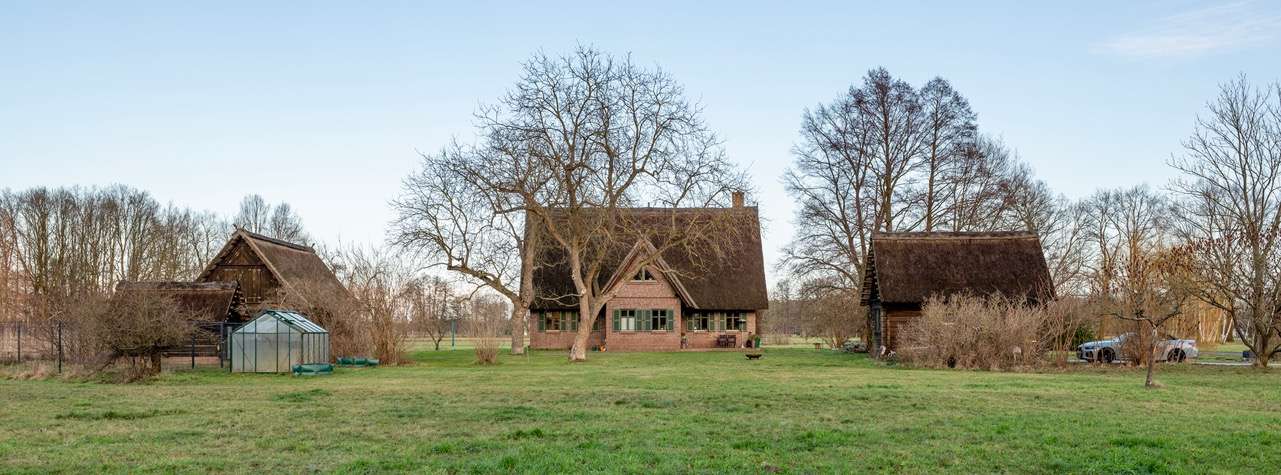 Thumbnail-Haus zum Kaufen in Schmogrow 1.250.000,00 € 204 m²