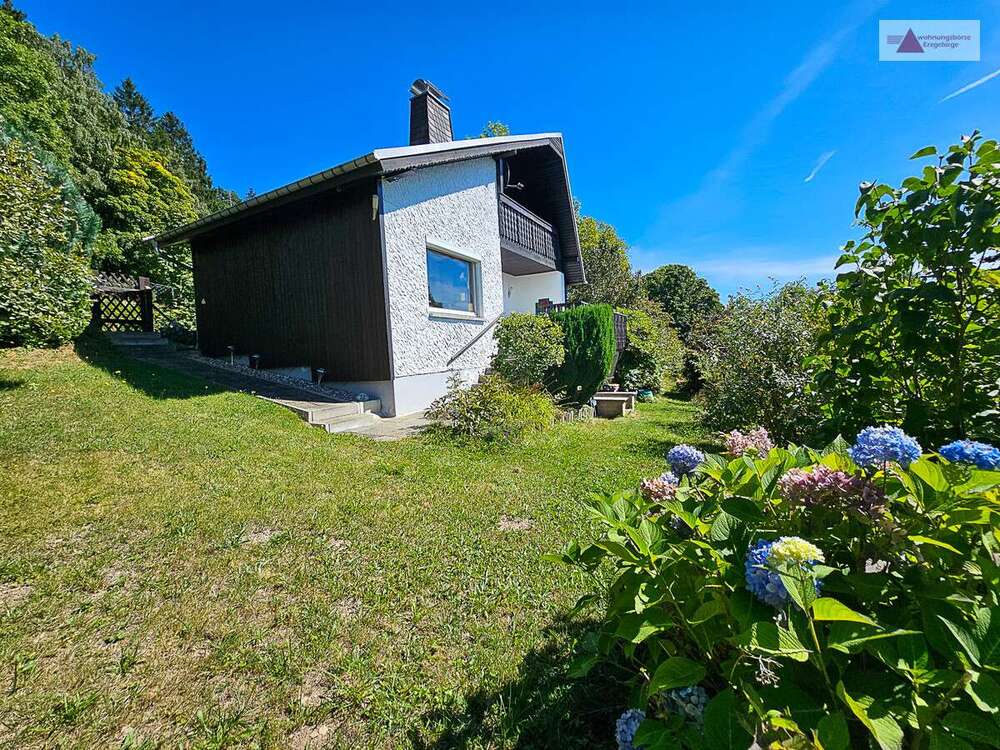 Thumbnail-Haus zum Kaufen in Lauter-Bernsbach 70.000,00 € 50 m²