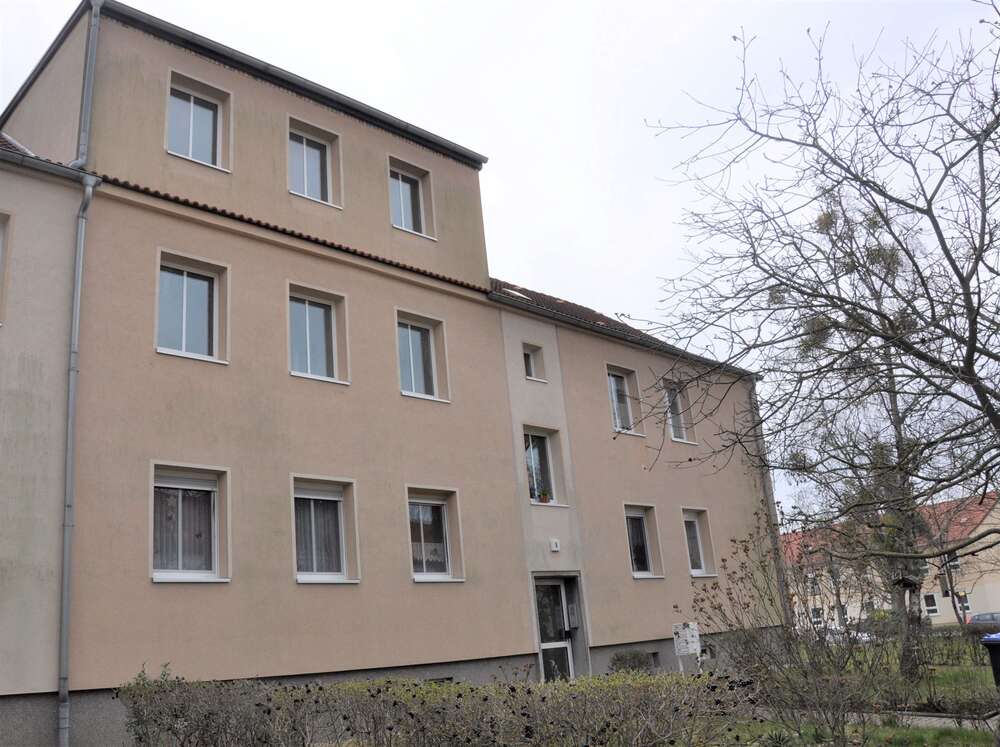 Thumbnail-Wohnung zum Mieten in Bitterfeld-Wolfen 405,00 € 65.39 m²