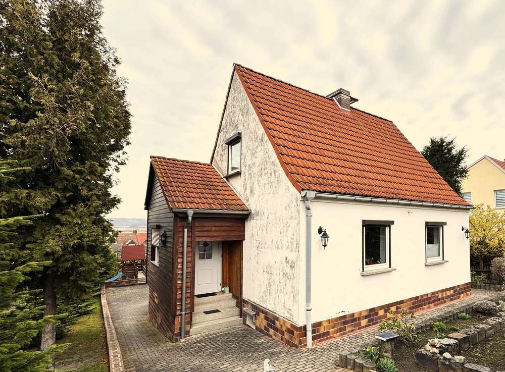 Thumbnail-Haus zum Kaufen in Seegebiet Mansfelder Land OT Amsdorf 190.000,00 € 172 m²