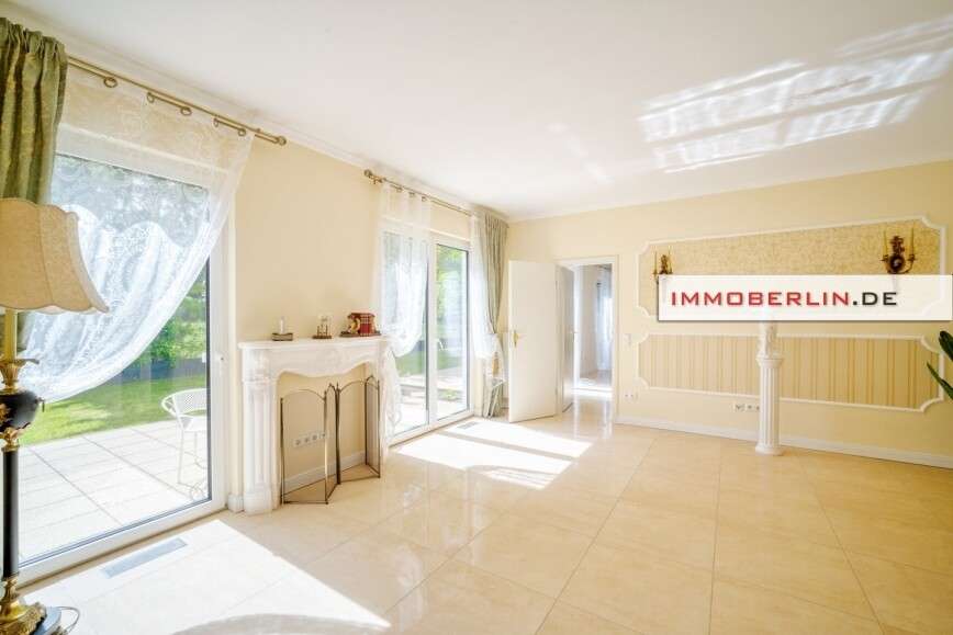 Thumbnail-Haus zum Kaufen in Kladow 994.000,00 € 220 m²