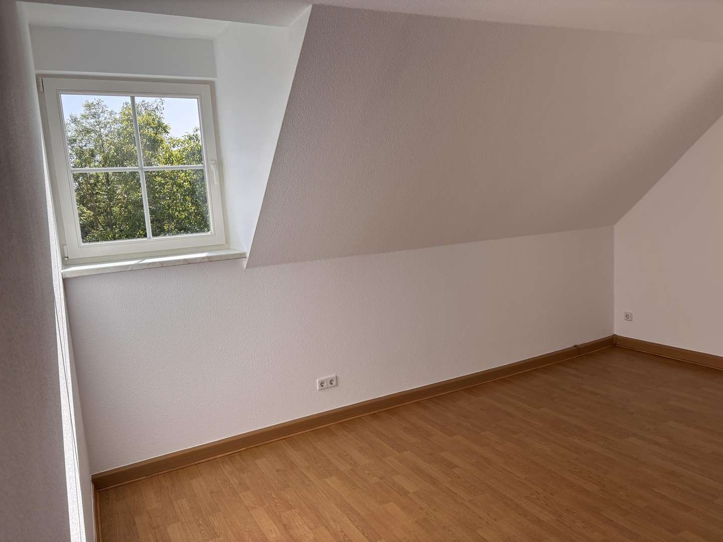 Thumbnail-Wohnung zum Mieten in Lobstädt 490,00 € 69.18 m²