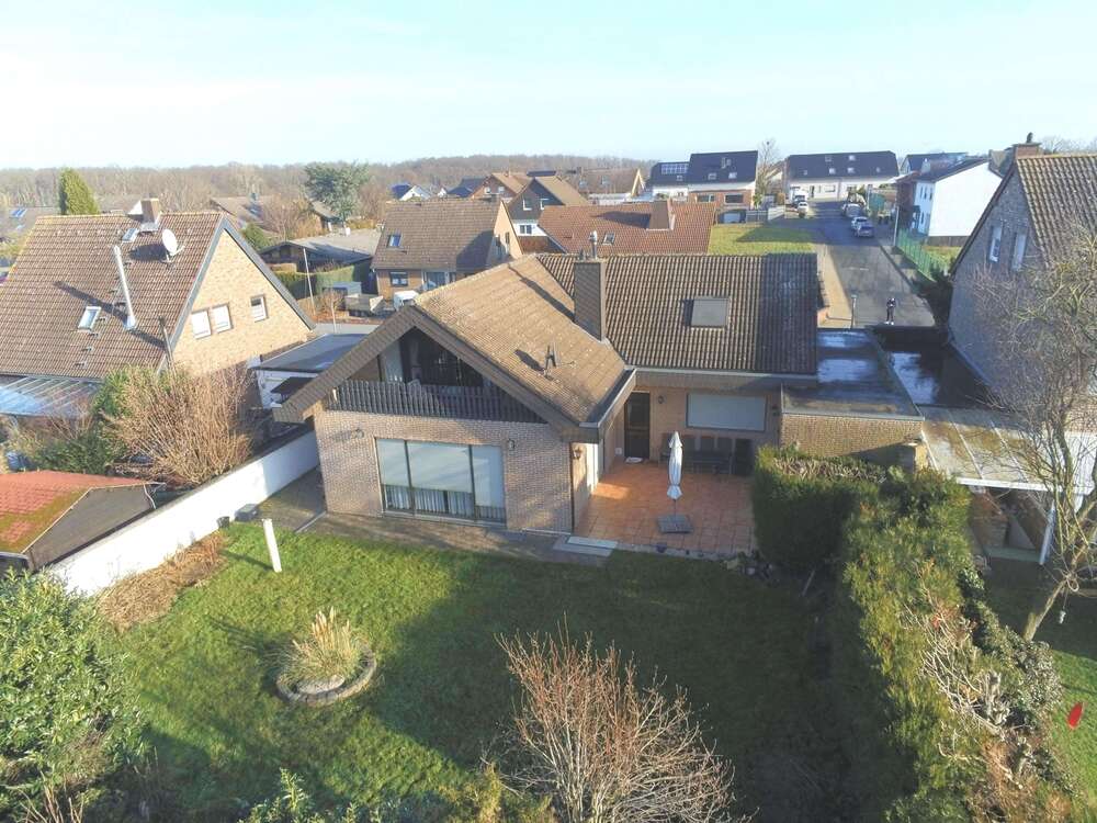 Thumbnail-Haus zum Kaufen in Nörvenich 555.000,00 € 240 m²