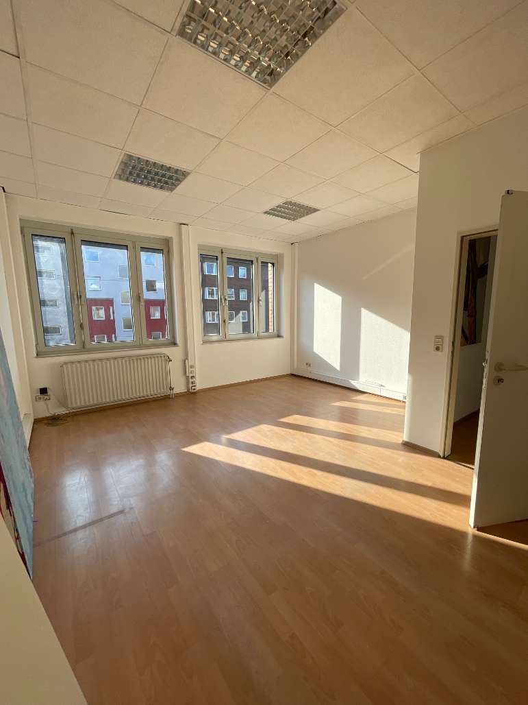 Thumbnail-Büro in Düsseldorf 400,00 € 33 m²