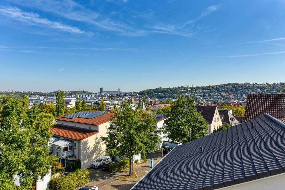 Thumbnail-Wohnung zum Mieten in Stuttgart-FeuerbachLembergFöhrich 1.200,00 € 98.9 m²