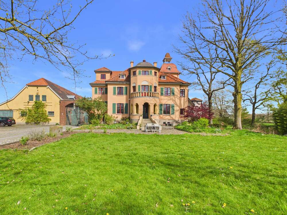 Thumbnail-Haus zum Kaufen in Viersen 1.950.000,00 € 489 m²