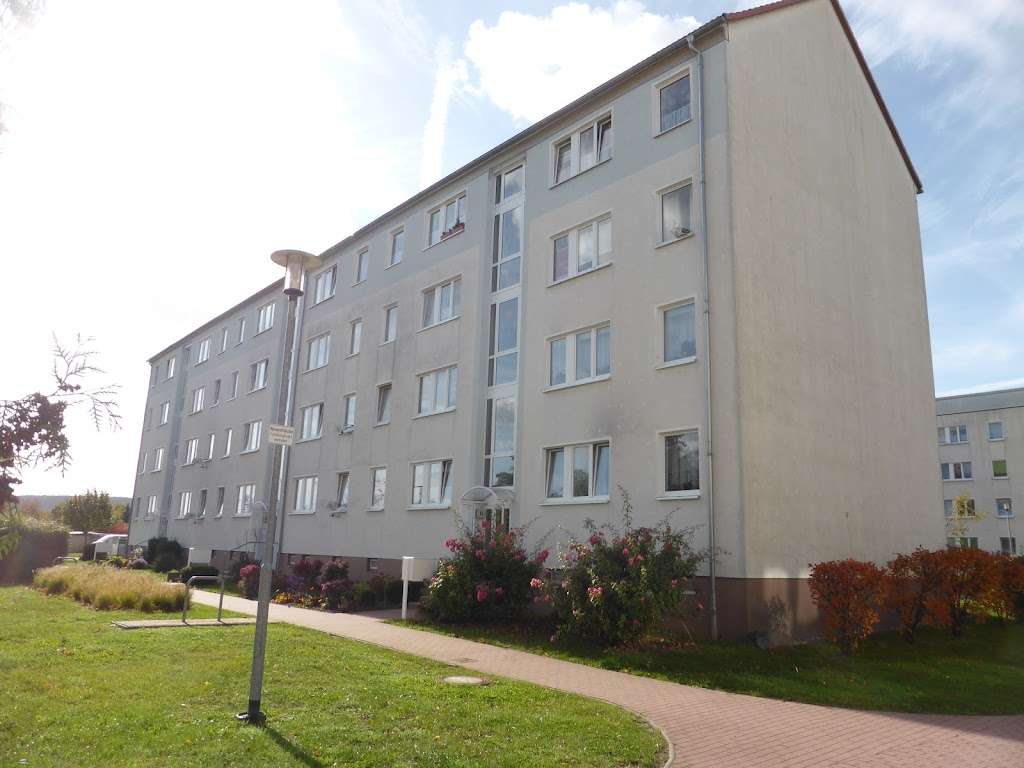 Thumbnail-Wohnung zum Mieten in Lutherstadt Eisleben 402,00 € 68 m²