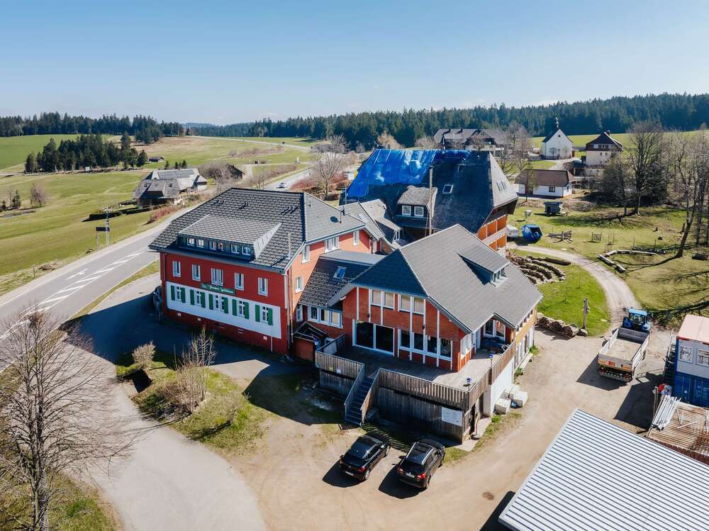 Thumbnail-Gastronomie in St. Märgen 2.250.000,00 € 2209 m²