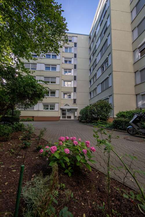 Thumbnail-Wohnung zum Kaufen in Ludwigshafen am Rhein 203.030,00 € 80.67 m²