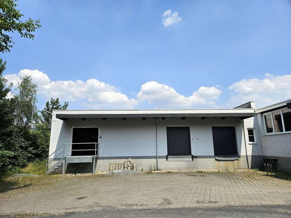 Thumbnail-Halle in Arnsberg 2.400,00 € 750 m²