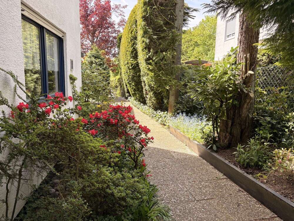 Thumbnail-Haus zum Kaufen in Niedernhausen 359.000,00 € 120 m²