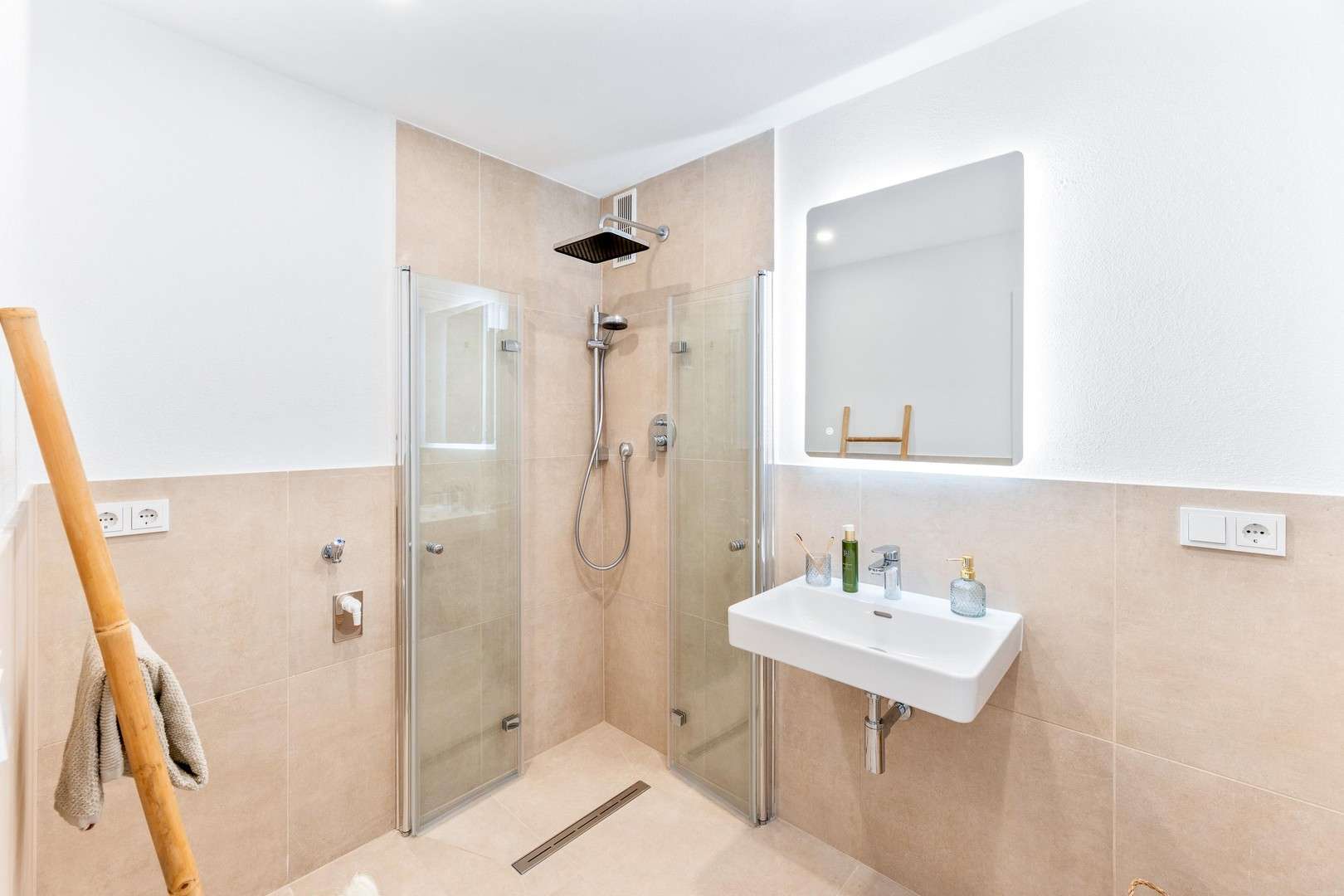 Thumbnail-Wohnung zum Kaufen in Stuttgart 359.000,00 € 78 m²