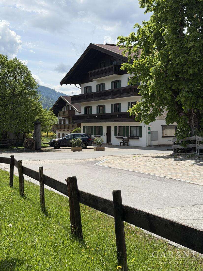 Thumbnail-Wohnung zum Kaufen in Reit im Winkl 429.000,00 € 93 m²