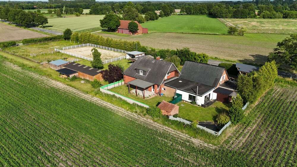 Thumbnail-Haus zum Kaufen in Varrel 649.000,00 € 360 m²