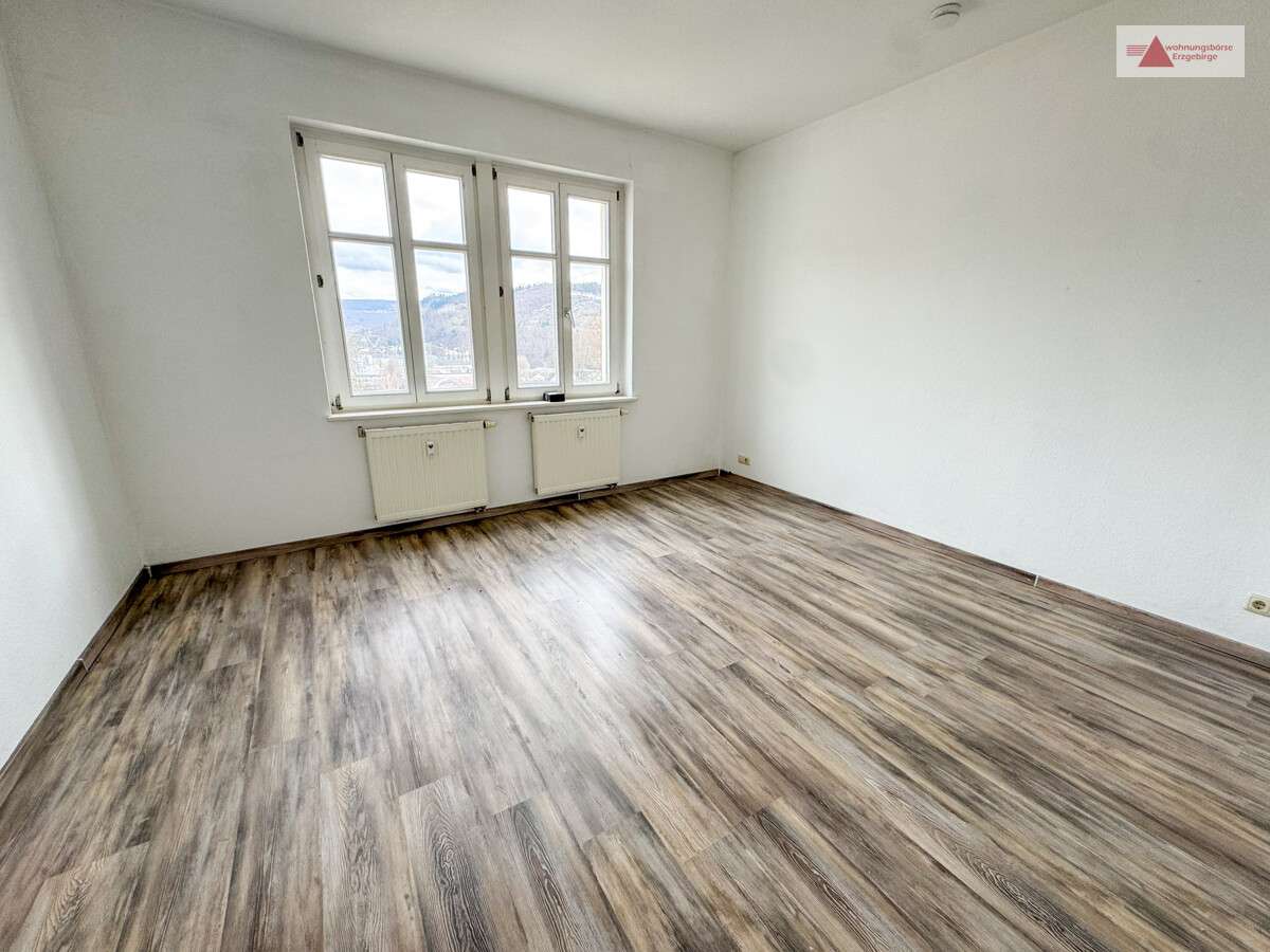 Thumbnail-Wohnung zum Mieten in Zschorlau 400,00 € 78.28 m²