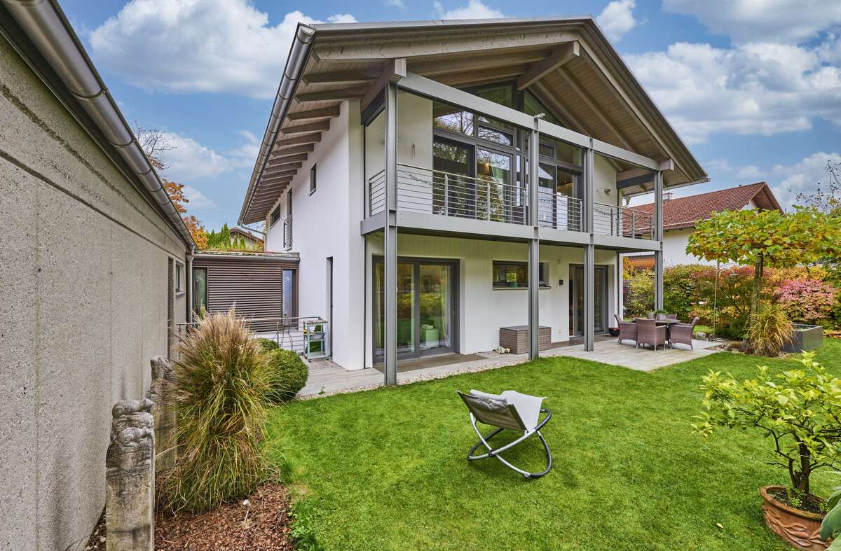 Thumbnail-Haus zum Kaufen in Oberhaching 2.985.000,00 € 323.25 m²