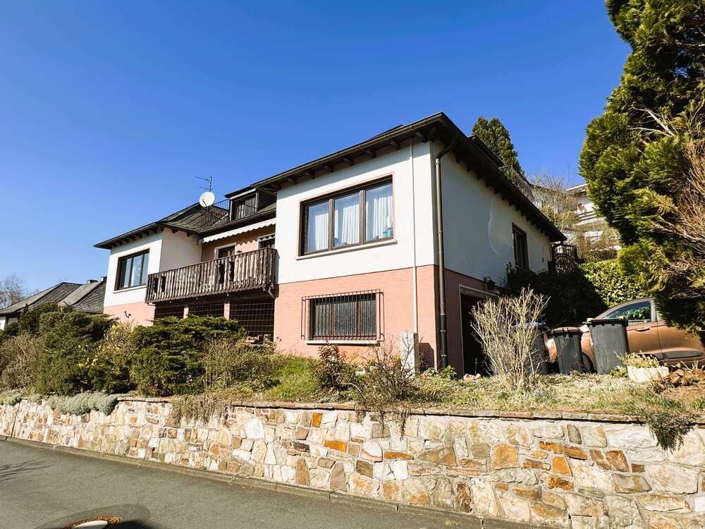 Thumbnail-Haus zum Kaufen in Herborn 349.000,00 € 176 m²