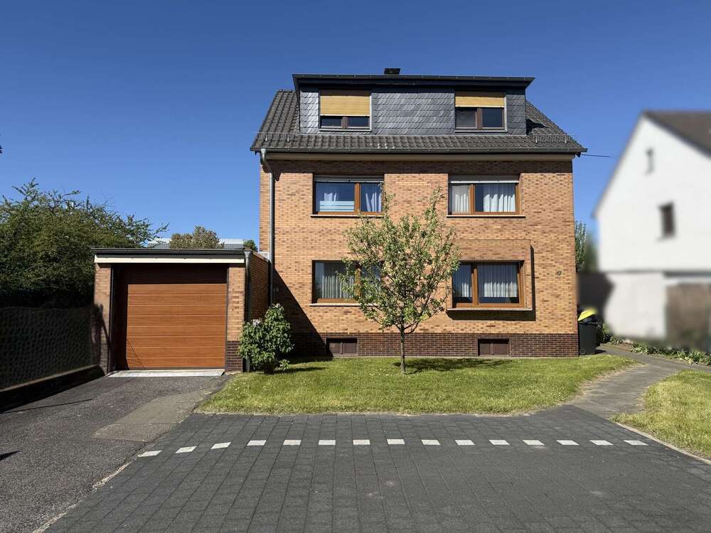 Thumbnail-Haus zum Kaufen in Sankt Augustin Menden (Rheinland) 429.000,00 € 200 m²