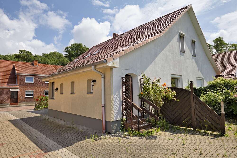 Thumbnail-Haus zum Kaufen in Bremerhaven 117.000,00 € 90 m²