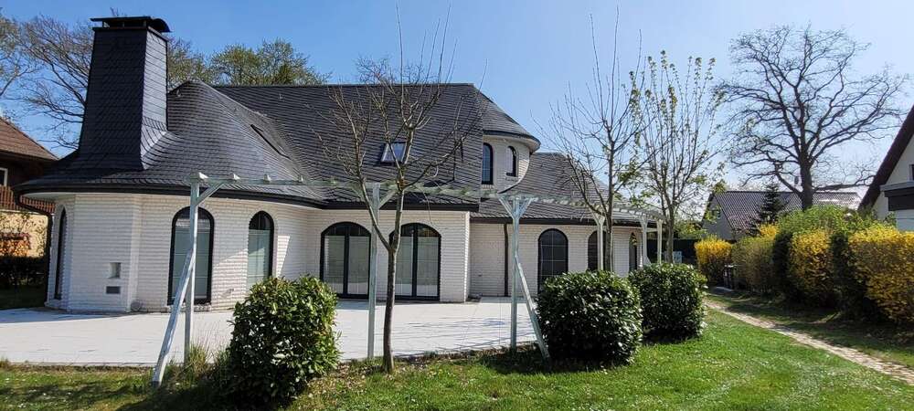 Thumbnail-Haus zum Kaufen in Schwerin 699.900,00 € 250 m²