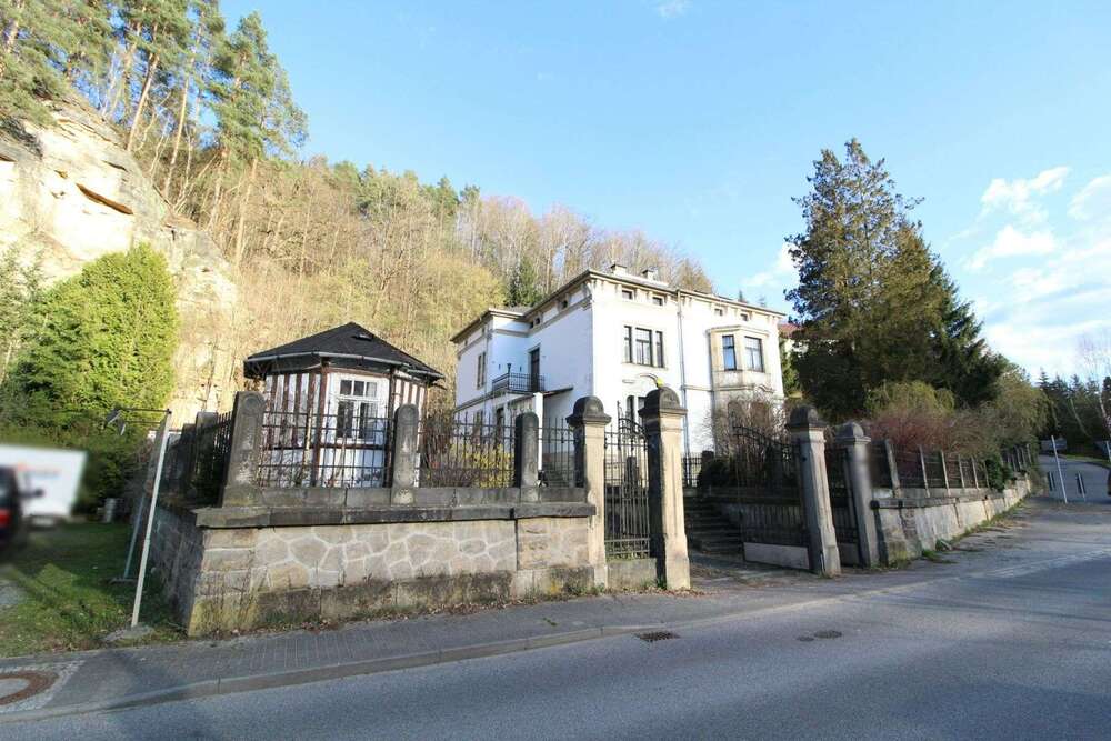 Thumbnail-Haus zum Kaufen in Rathmannsdorf 329.000,00 € 480 m²