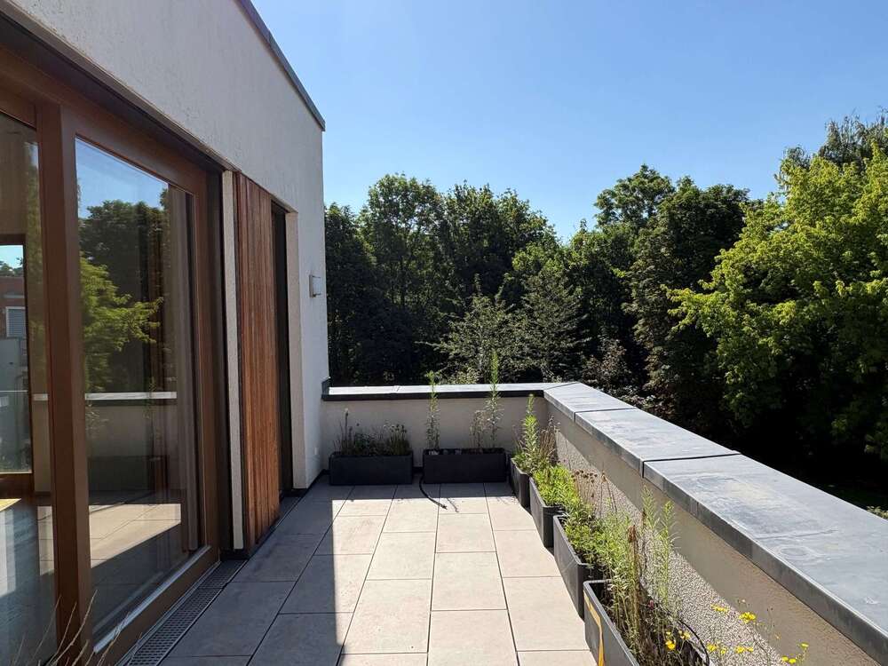 Thumbnail-Wohnung zum Mieten in Dresden 1.798,00 € 102.4 m²